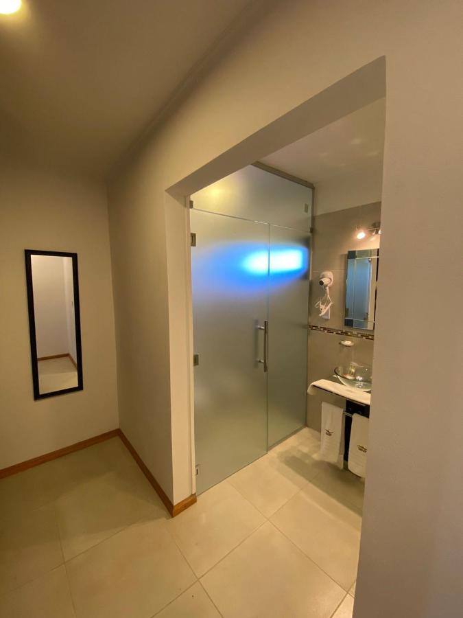 Hotel Colinas De *